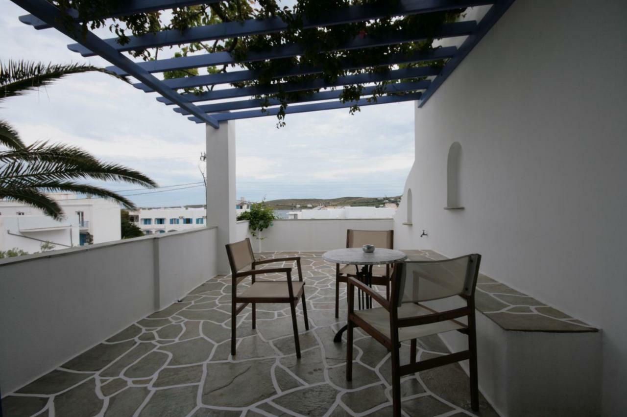 Pension Sofia Parikia  Exterior photo
